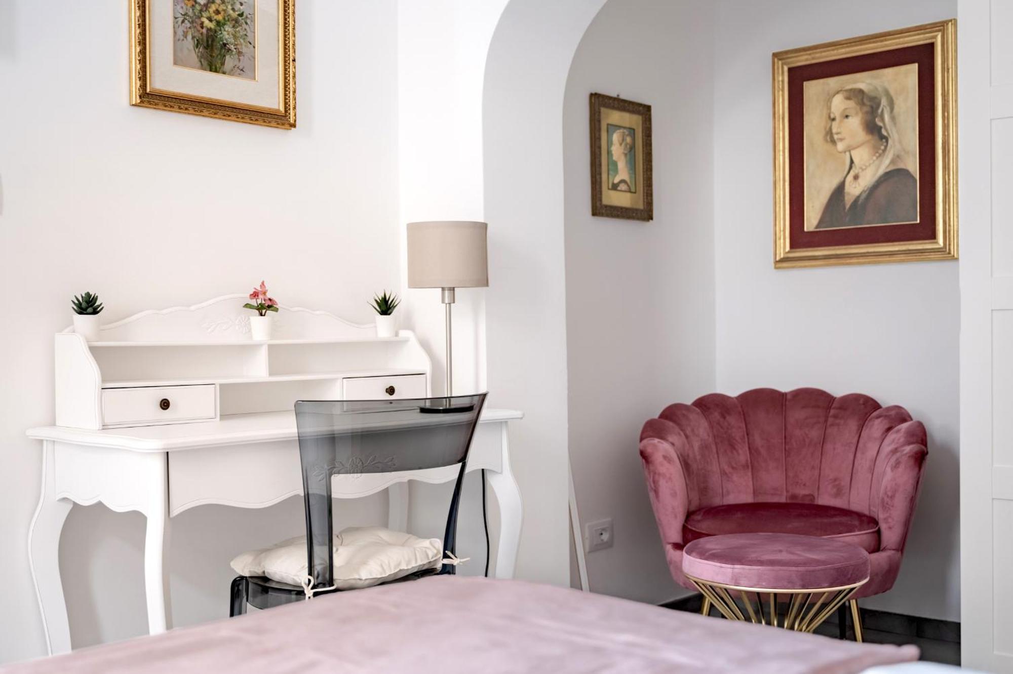 Via Ponte Alle Mosse, 19 - Florence Charming Apartments - A Chic, Newly Renovated Apartment Near Tram Leopolda, A Few Min From Downtown Dış mekan fotoğraf