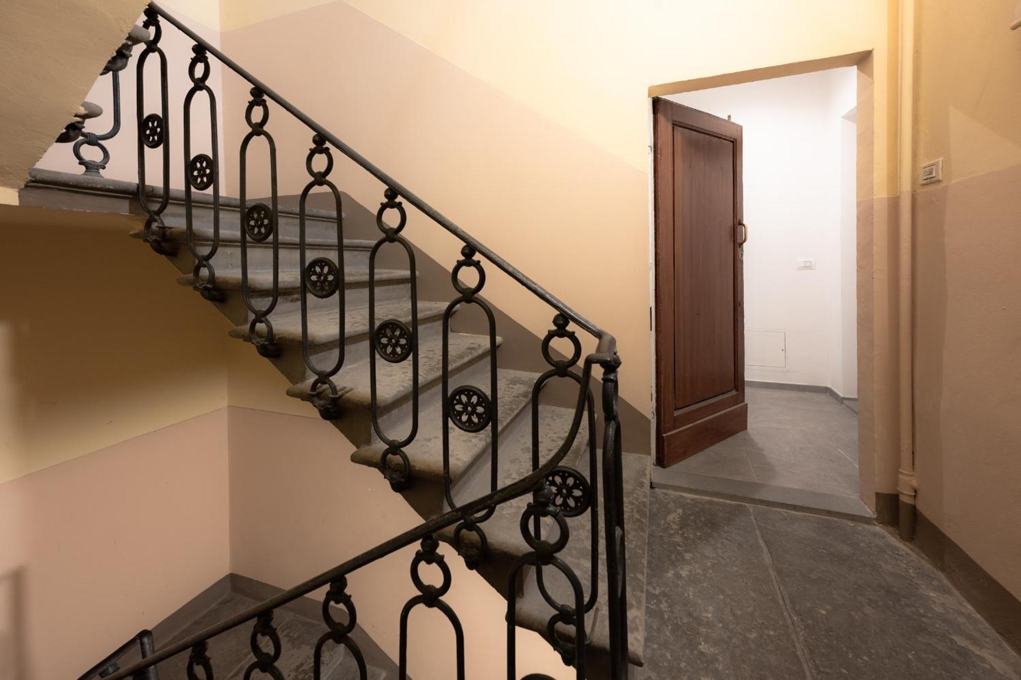 Via Ponte Alle Mosse, 19 - Florence Charming Apartments - A Chic, Newly Renovated Apartment Near Tram Leopolda, A Few Min From Downtown Dış mekan fotoğraf