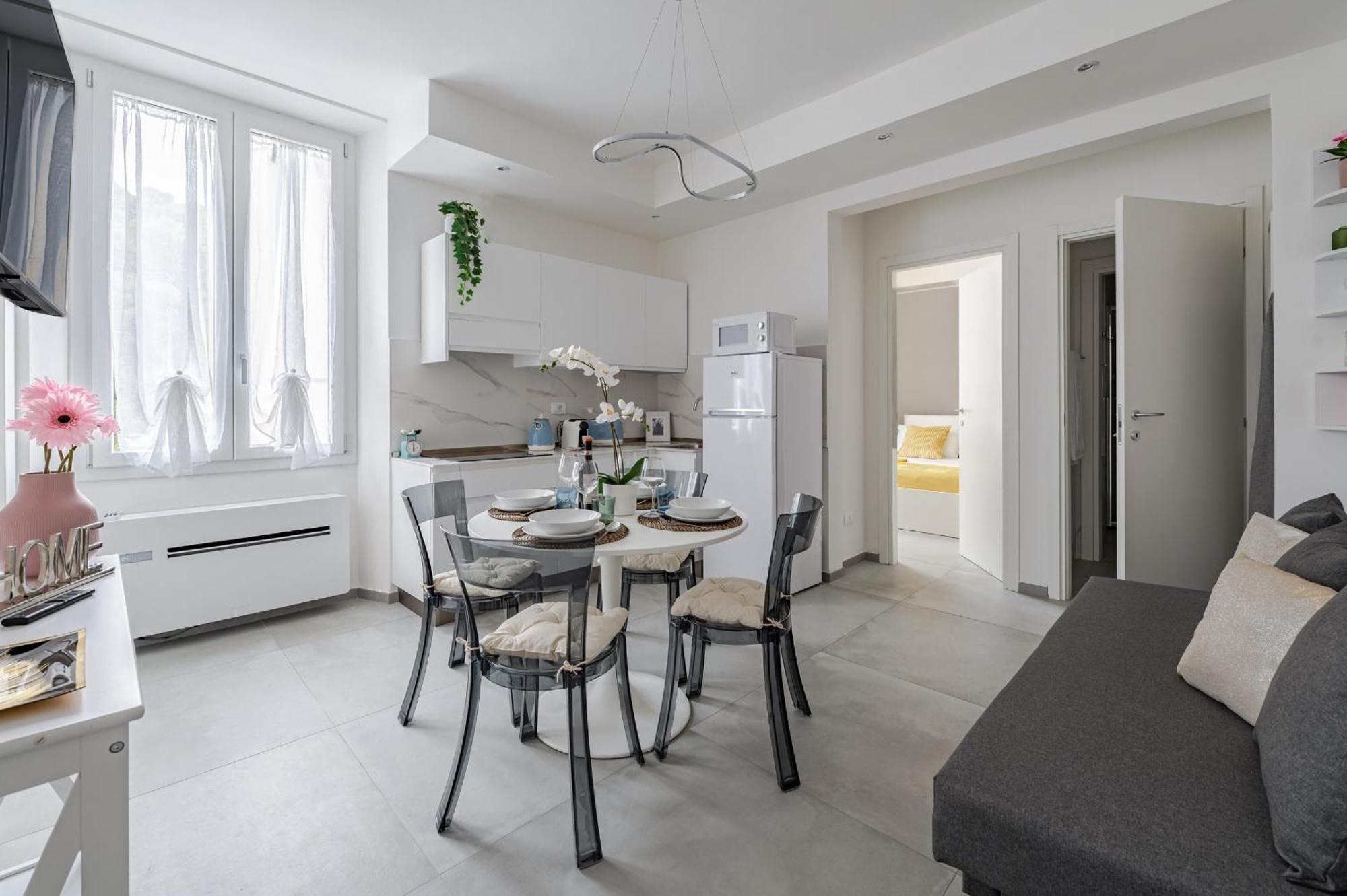 Via Ponte Alle Mosse, 19 - Florence Charming Apartments - A Chic, Newly Renovated Apartment Near Tram Leopolda, A Few Min From Downtown Dış mekan fotoğraf