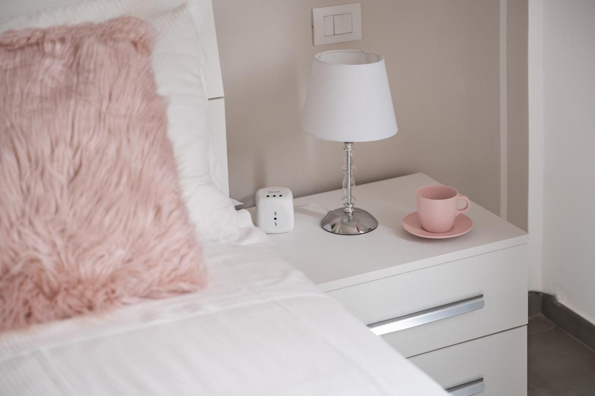 Via Ponte Alle Mosse, 19 - Florence Charming Apartments - A Chic, Newly Renovated Apartment Near Tram Leopolda, A Few Min From Downtown Dış mekan fotoğraf